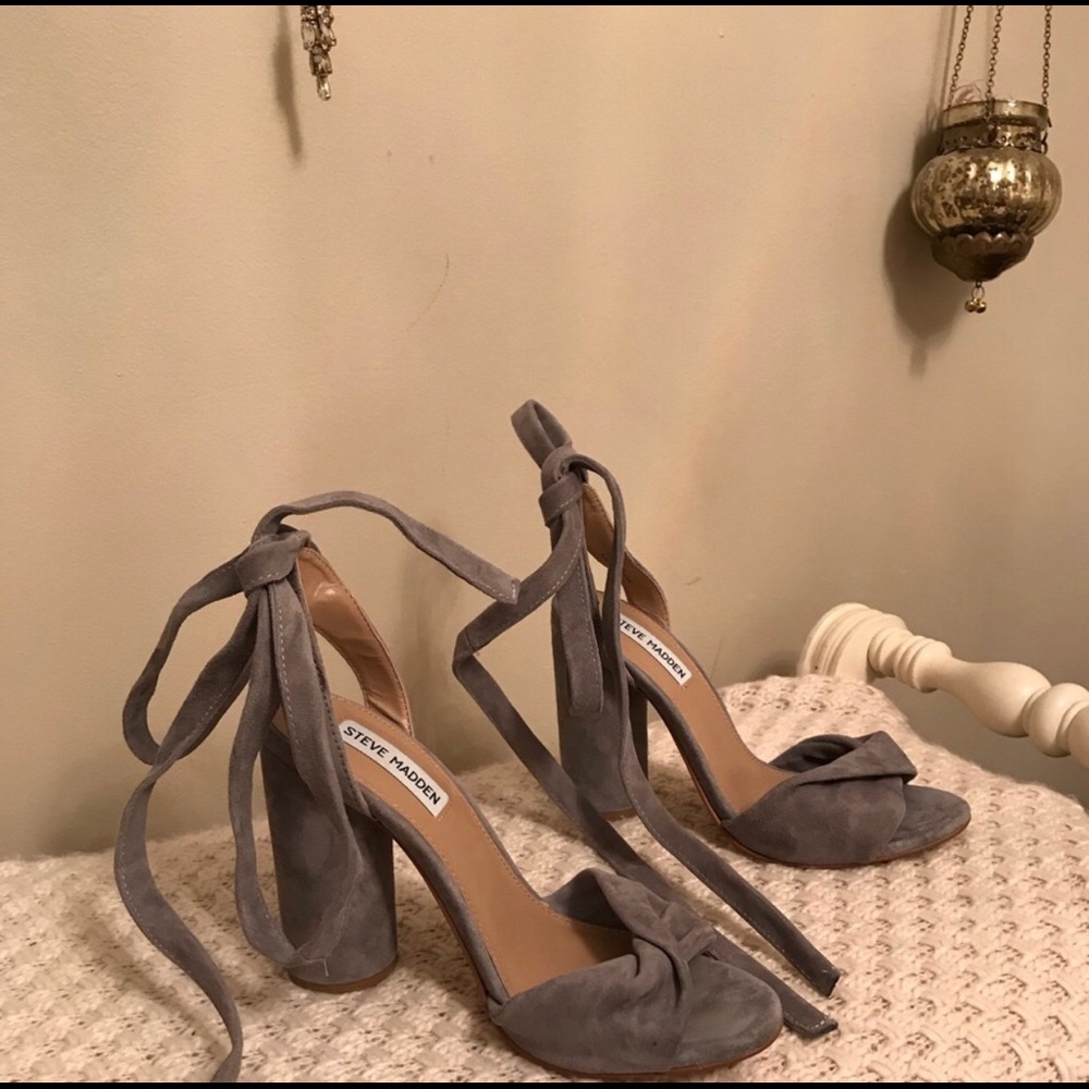 STEVE MADDEN lace up suede heels